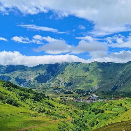 Touch The Mountains, Twins Hotel, New Гудаури Экстерьер фото